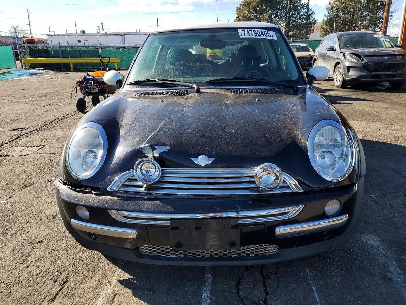 Photo 5 from auction – 2002 MINI COOPER with VIN WMWRC33462TC31372