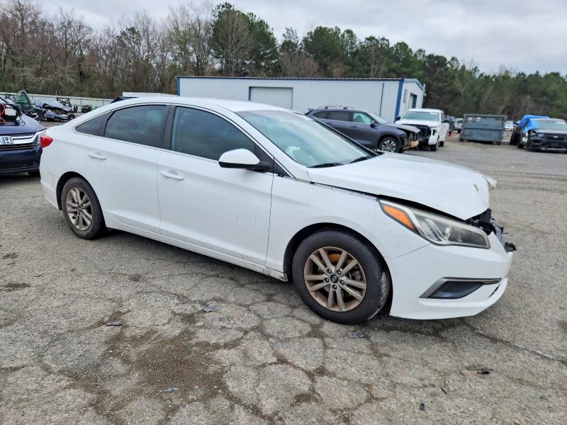Photo 4 from auction – 2016 HYUNDAI SONATA with VIN 5NPE24AF3GH424862