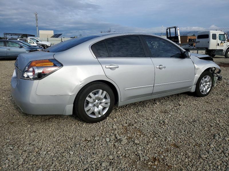 Photo 3 from auction – 2012 NISSAN ALITMA with VIN 1N4AL2AP8CN521760