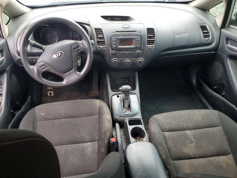Photo 8 from auction – 2017 KIA FORTE with VIN 3KPFK4A78HE071294
