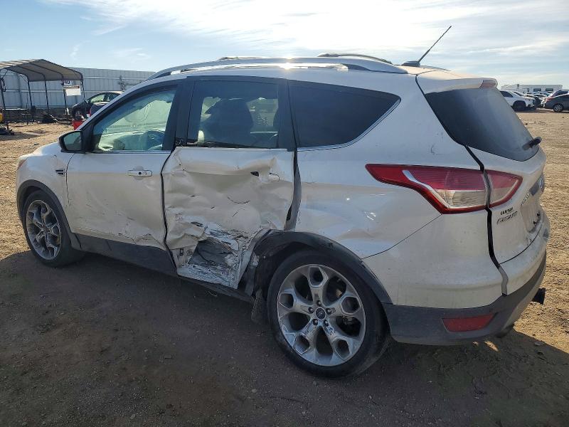 Photo 2 from auction – 2016 FORD ESCAPE with VIN 1FMCU0J92GUA99241