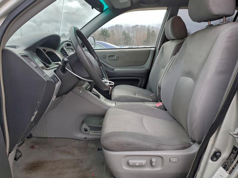 Photo 7 from auction – 2005 TOYOTA HIGHLANDER with VIN JTEDP21A650049187