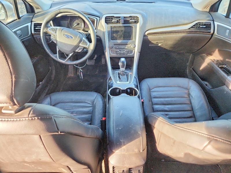 Photo 8 from auction – 2016 FORD FUSION SE with VIN 3FA6P0PU7GR320740