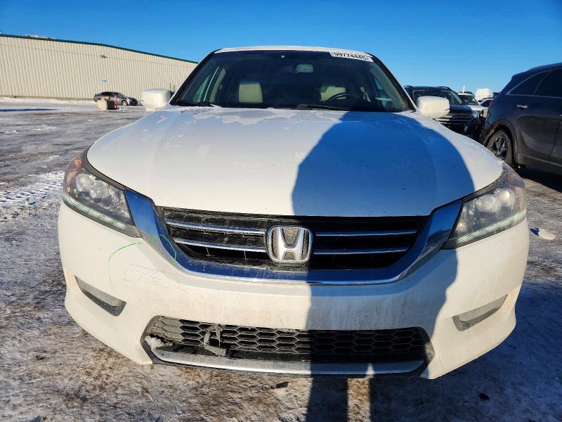 Photo 5 from auction – 2015 HONDA ACCORD with VIN 1HGCR3F95FA800789