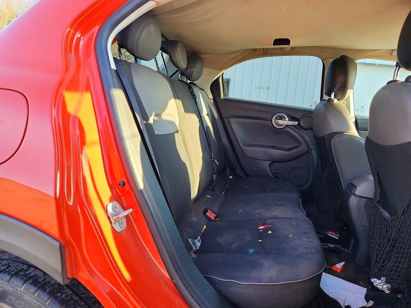 Zdjęcie 10 z aukcji – 2016 FIAT 500X EASY z VIN ZFBCFXBT0GP458833