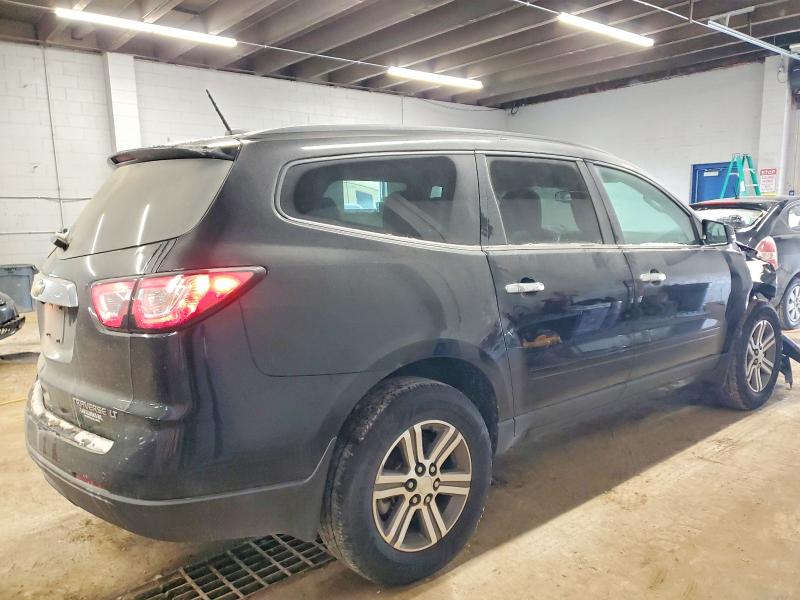 Photo 3 from auction – 2016 CHEVROLET TRAVERSE L with VIN 1GNKVHKD3GJ260591