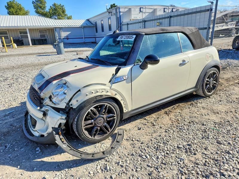 2014 MINI COOPER S