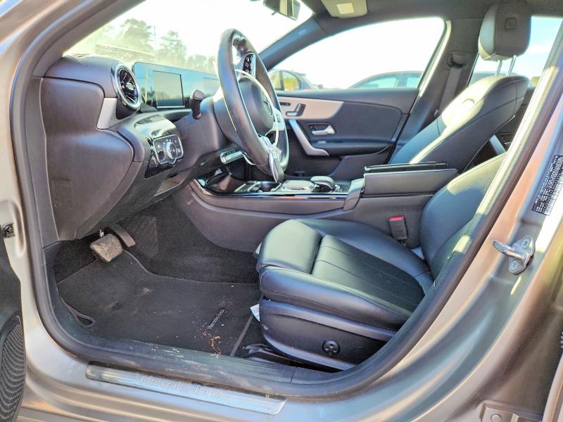Photo 7 from auction – 2019 MERCEDES-BENZ A with VIN WDD3G4EB7KW033206