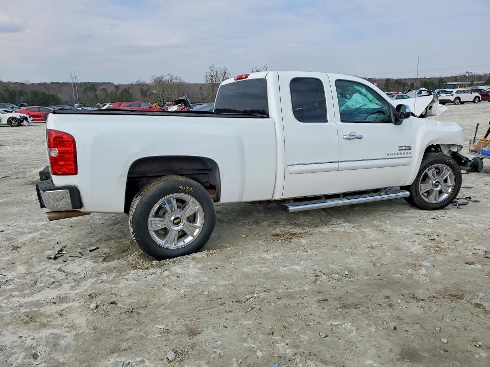 Photo 3 from auction – 2012 CHEVROLET SILVERADO with VIN 1GCRCSE00CZ301421