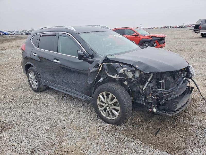 Photo 4 from auction – 2017 NISSAN ROGUE S with VIN KNMAT2MTXHP603200
