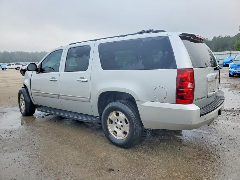 Photo 2 from auction – 2011 CHEVROLET SUBURBAN with VIN 1GNSCJE02BR347270