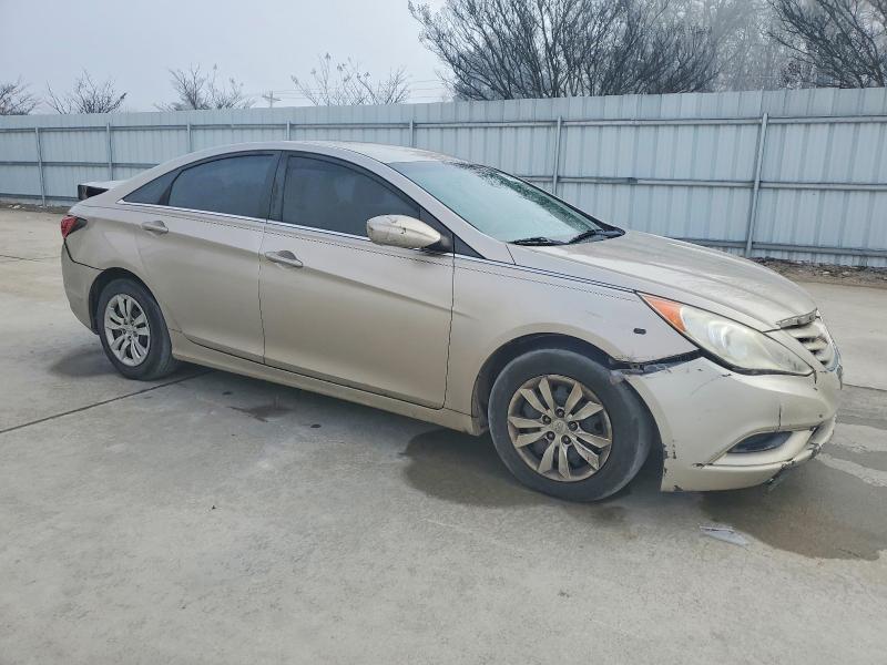 Photo 4 from auction – 2011 HYUNDAI SONATA GLS with VIN 5NPEB4ACXBH247385