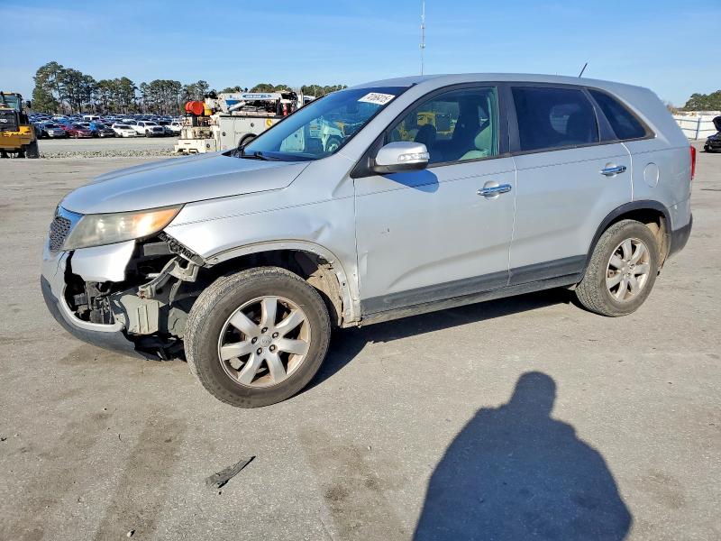KIA SORENTO 2012 with VIN 5XYKT4A13CG213635 - Photo from auction