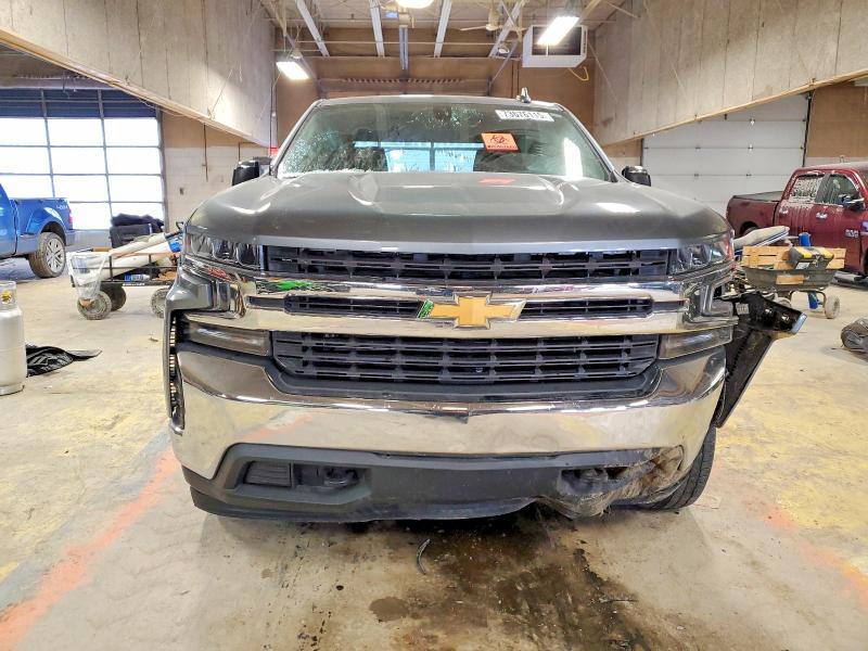 Photo 5 from auction – 2019 CHEVROLET SILVERADO with VIN 3GCUYDED7KG154104