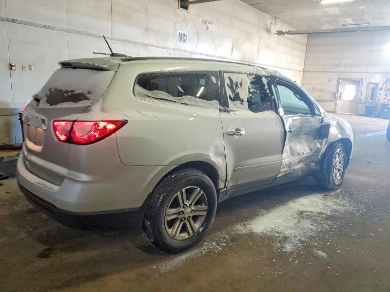 Photo 3 from auction – 2017 CHEVROLET TRAVERSE L with VIN 1GNKVGKD1HJ164664