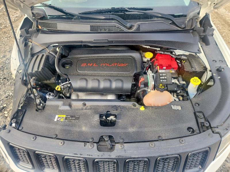 Photo 11 from auction – 2019 JEEP COMPASS LA with VIN 3C4NJCBB4KT692529