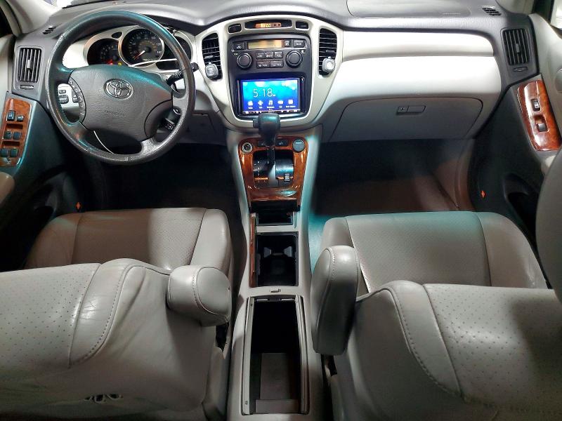 Photo 8 from auction – 2005 TOYOTA HIGHLANDER with VIN JTEEP21A550113370