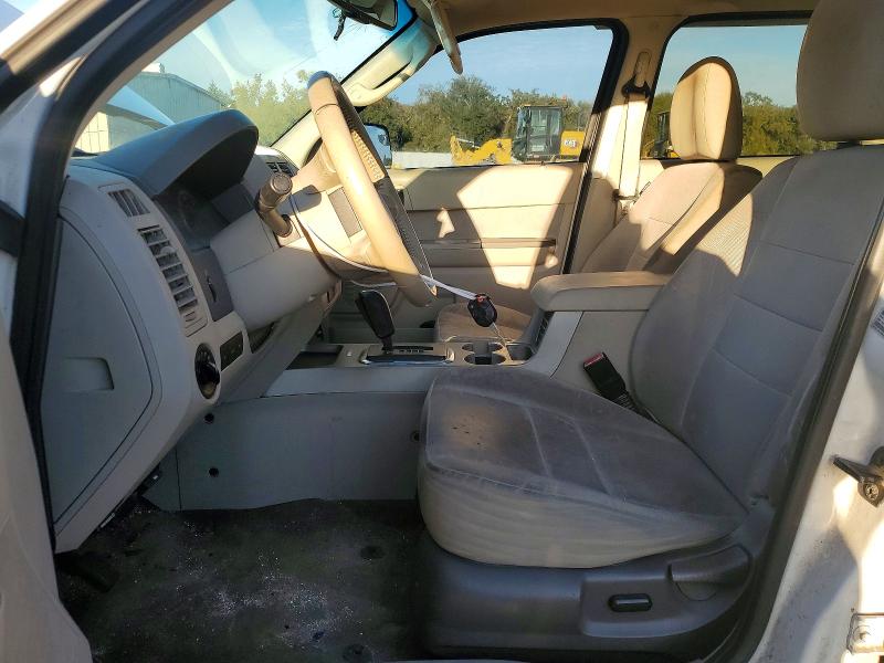 Photo 7 from auction – 2011 FORD ESCAPE with VIN 1FMCU0D75BKB44039