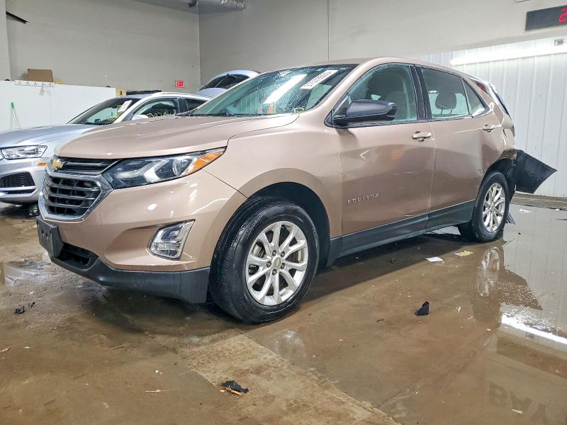 CHEVROLET EQUINOX LS 2018 with VIN 2GNAXREV0J6260956 - Photo from auction