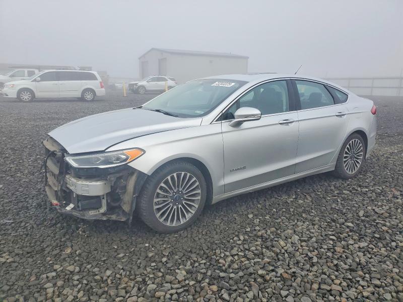FORD FUSION TIT 2018 with VIN 3FA6P0RU4JR132410 - Photo from auction