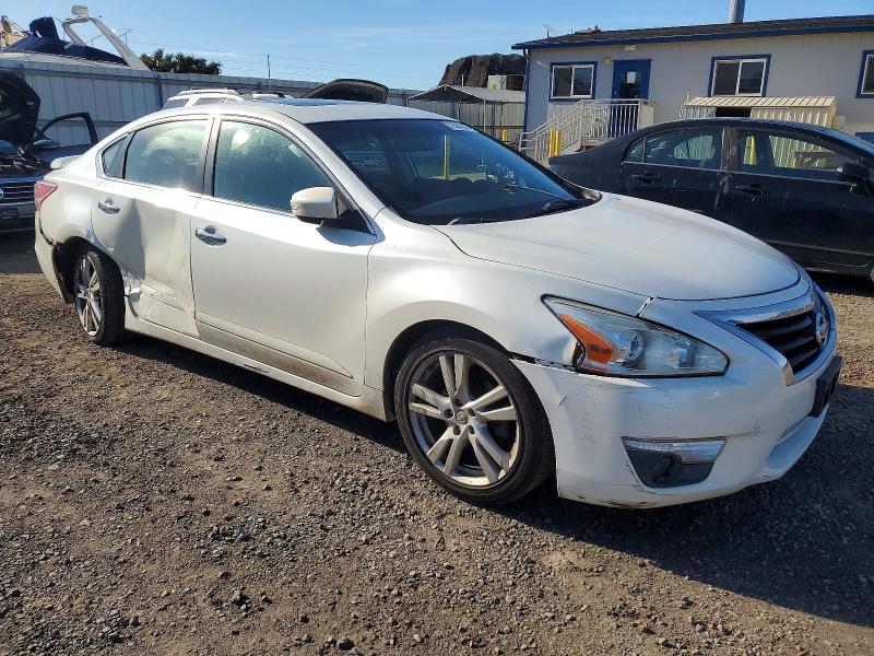 Photo 3 from auction – 2013 NISSAN ALTIMA 3.5 with VIN 1N4BL3AP5DC216918