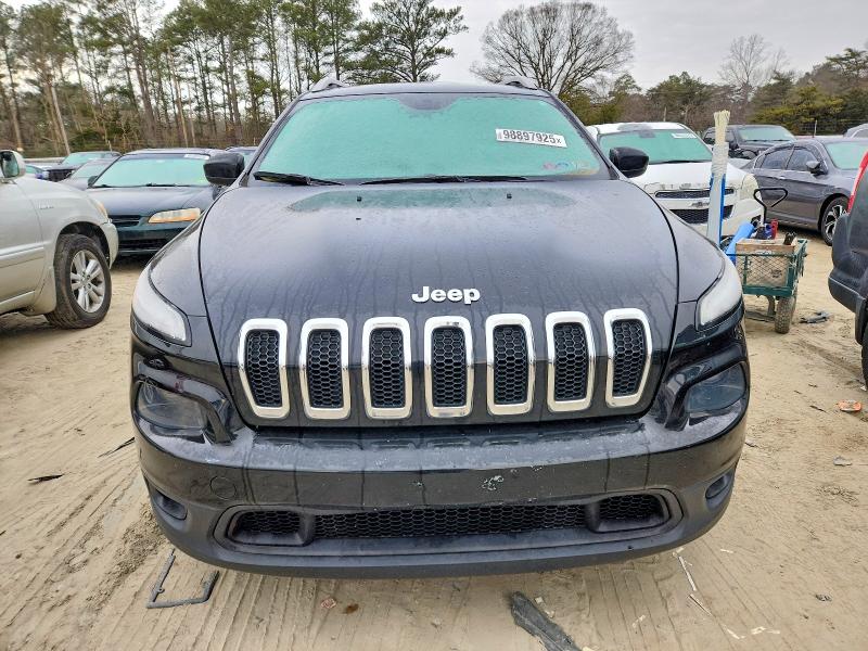 Photo 5 from auction – 2014 JEEP CHEROKEE with VIN 1C4PJLCS7EW155451