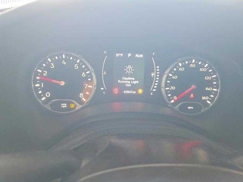Photo 9 from auction – 2017 JEEP RENEGADE L with VIN ZACCJABBXHPG28958