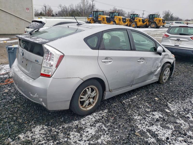Photo 3 from auction – 2010 TOYOTA PRIUS with VIN JTDKN3DU6A0226764