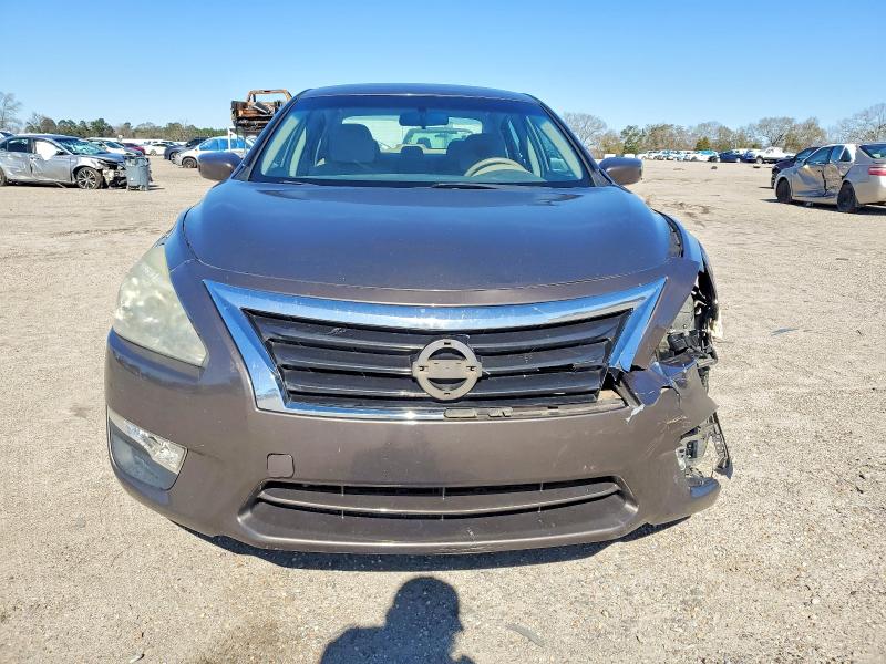 Photo 5 from auction – 2015 NISSAN ALTIMA 2.5 with VIN 1N4AL3AP9FC485809