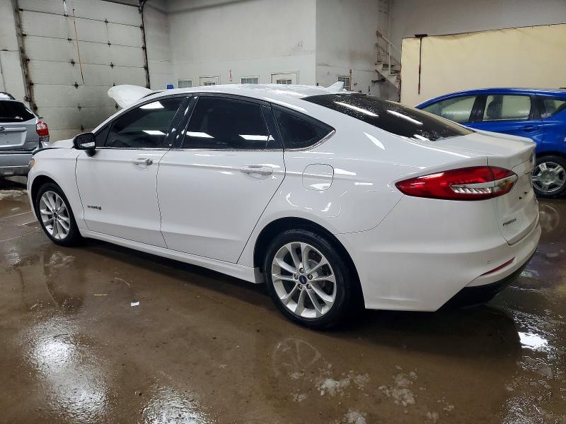 Photo 2 from auction – 2019 FORD FUSION SE with VIN 3FA6P0LU1KR137753