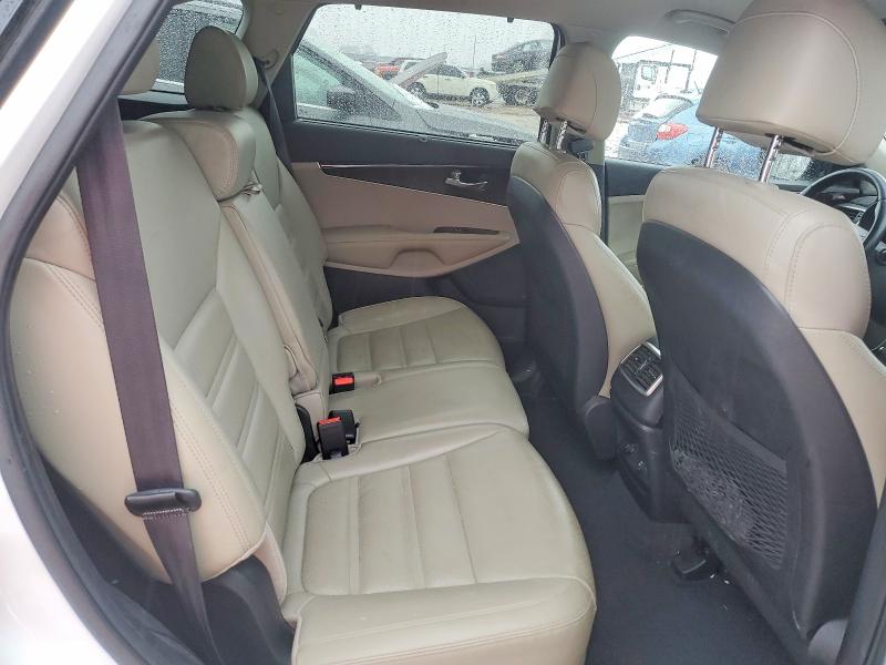 Photo 10 from auction – 2017 KIA SORENTO EX with VIN 5XYPHDA50HG269369