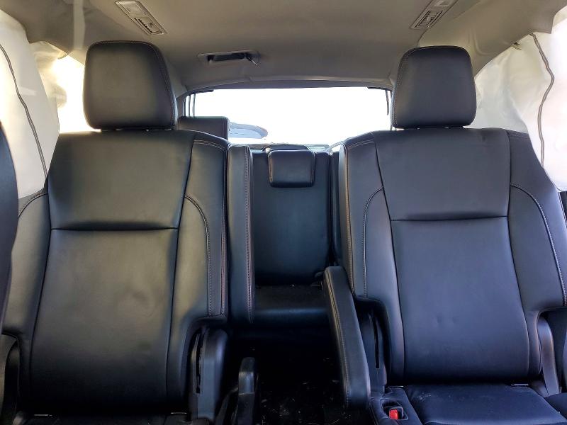 Photo 10 from auction – 2017 TOYOTA HIGHLANDER with VIN 5TDJZRFH4HS363177