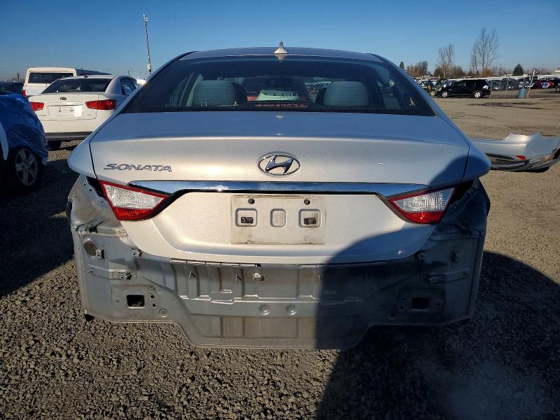 Photo 6 from auction – 2014 HYUNDAI SONATA GLS with VIN 5NPEB4AC4EH876273