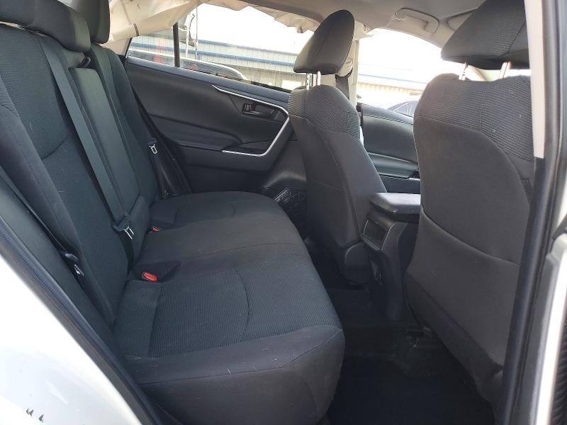 Photo 11 from auction – 2021 TOYOTA RAV4 with VIN 2T3H1RFV6MC141441