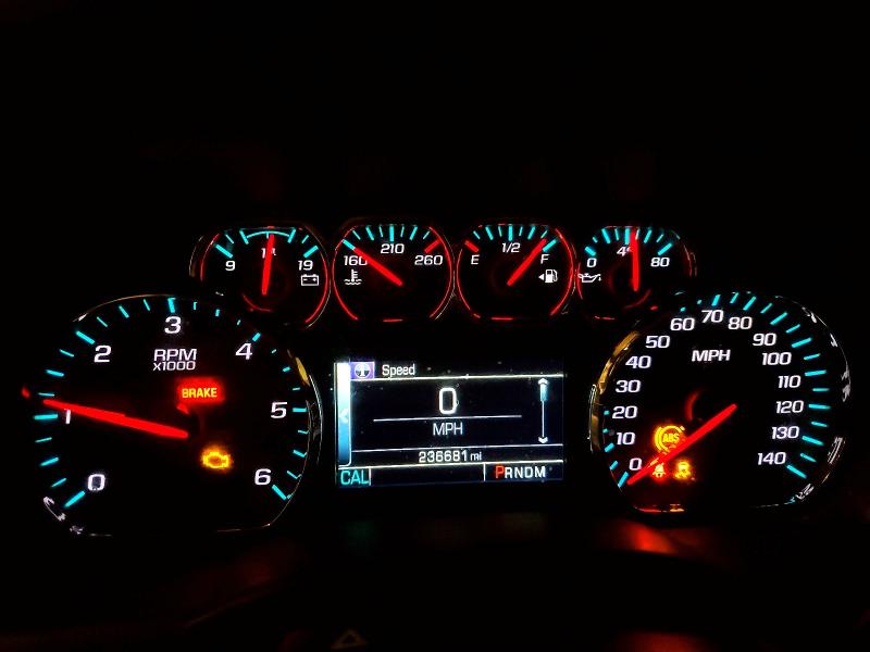 Photo 9 from auction – 2016 CHEVROLET SILVERADO with VIN 3GCUKREC0GG135472