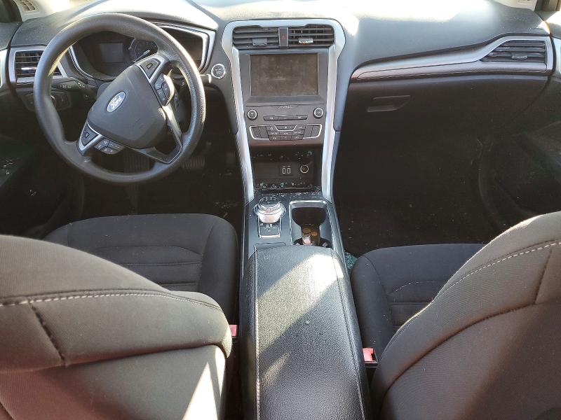 Photo 8 from auction – 2019 FORD FUSION with VIN 3FA6P0LU2KR130696