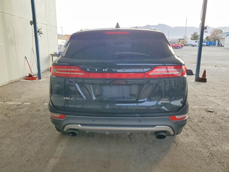 Photo 6 from auction – 2016 LINCOLN MKC with VIN 5LMCJ1C96GUJ31133