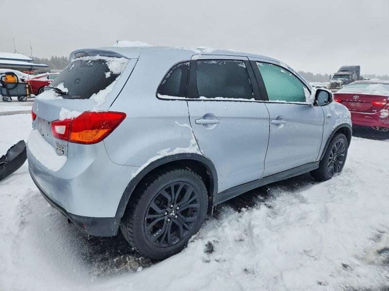 Photo 3 from auction – 2017 MITSUBISHI OUTLANDER with VIN JA4AR3AU2HZ068797