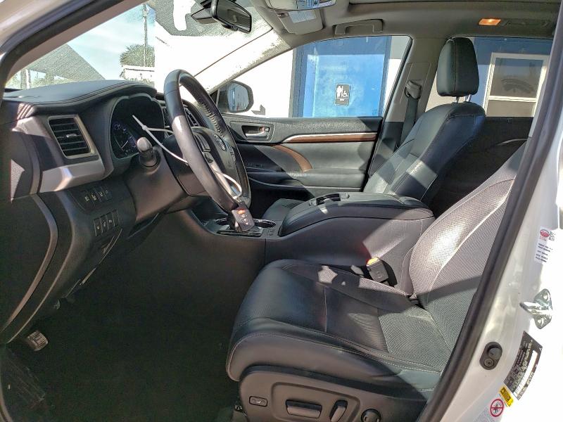 Photo 7 from auction – 2015 TOYOTA HIGHLANDER with VIN 5TDYKRFH5FS085583