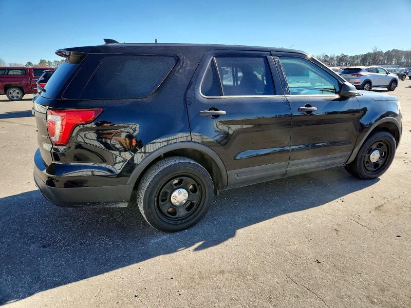 Photo 3 from auction – 2016 FORD EXPLORER P with VIN 1FM5K8AR2GGC15291