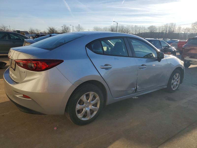Photo 3 from auction – 2018 MAZDA 3 with VIN 3MZBN1U78JM191153