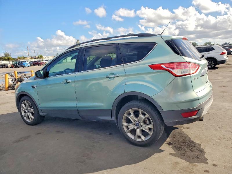 Photo 2 from auction – 2013 FORD ESCAPE with VIN 1FMCU0HXXDUD37837