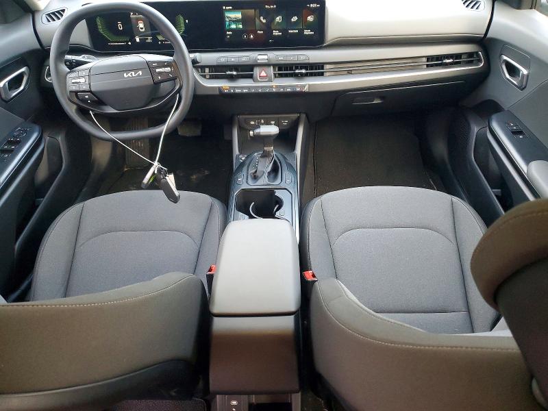 Photo 8 from auction – 2025 KIA K4 with VIN 3KPFT4DE6SE203497