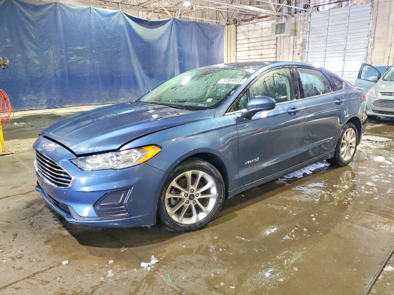 FORD FUSION 2019 with VIN 3FA6P0LUXKR196672 - Photo from auction