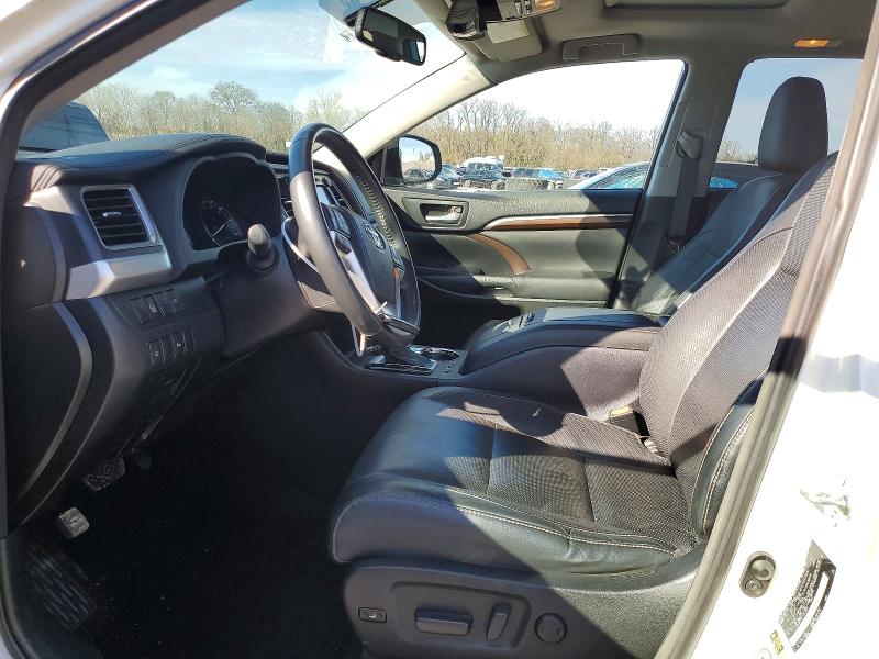 Photo 7 from auction – 2015 TOYOTA HIGHLANDER with VIN 5TDYKRFH4FS055667