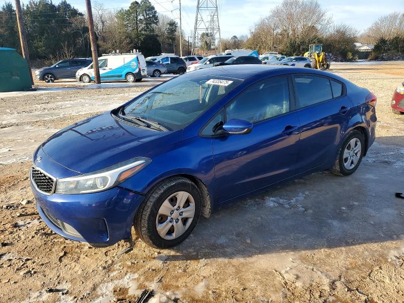 KIA FORTE 2018 with VIN 3KPFK4A77JE165026 - Photo from auction