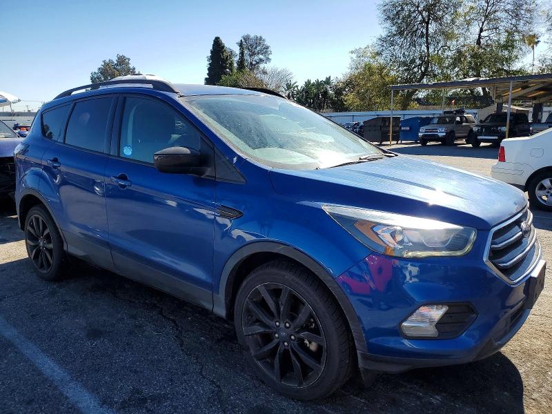 Photo 4 from auction – 2018 FORD ESCAPE SE with VIN 1FMCU9GD3JUA99546