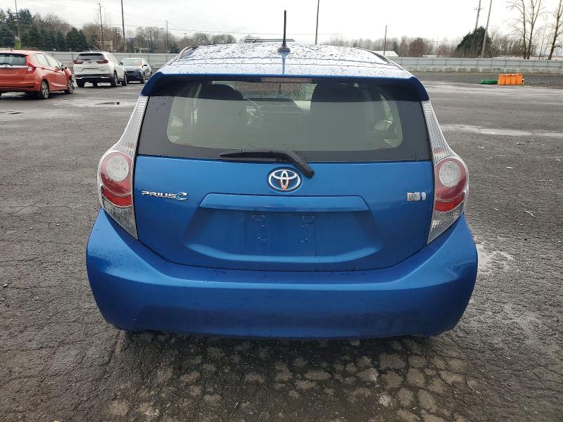 Photo 6 from auction – 2013 TOYOTA PRIUS C with VIN JTDKDTB36D1048267