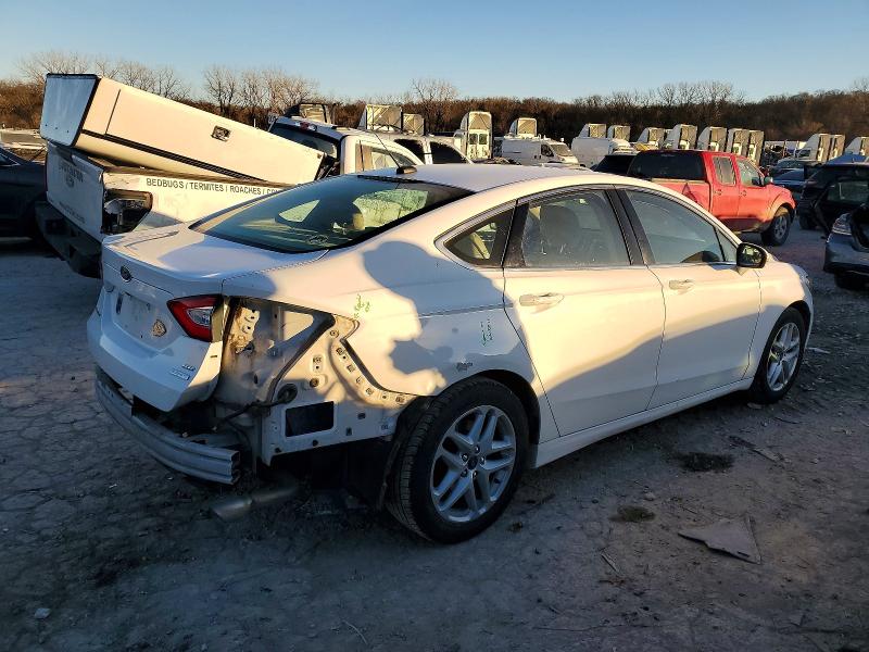 Photo 3 from auction – 2014 FORD FUSION with VIN 3FA6P0HD8ER385687
