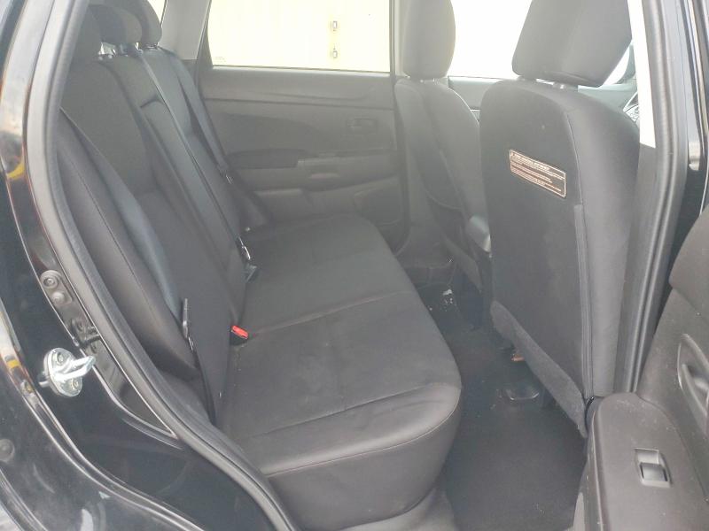 Photo 11 from auction – 2015 MITSUBISHI OUTLANDER with VIN 4A4AR3AU8FE014004